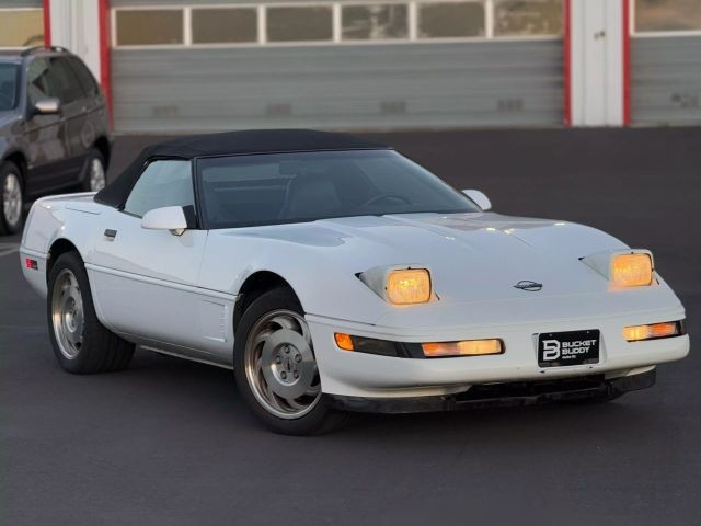 Chevrolet-Corvette-1995-Convertible-2