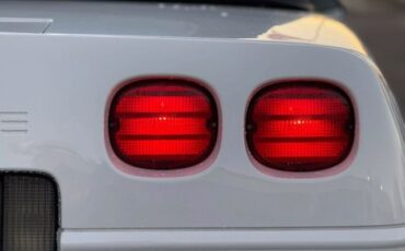 Chevrolet-Corvette-1995-Convertible-8