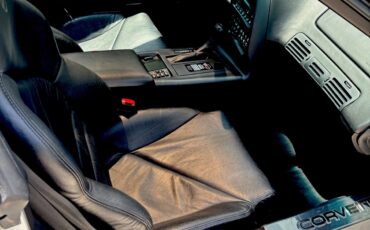 Chevrolet-Corvette-1995-Coupe-7
