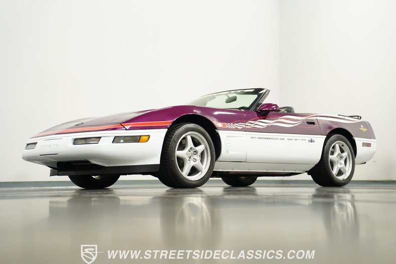 Chevrolet-Corvette-1995-Dark-Purple-Metallic-Black-24