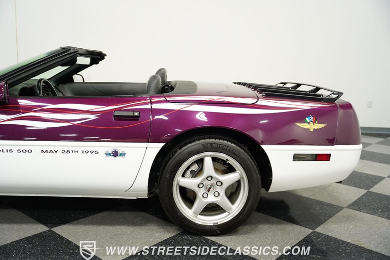 Chevrolet-Corvette-1995-Dark-Purple-Metallic-Black-29