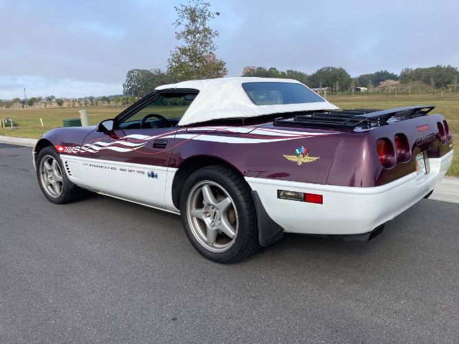 Chevrolet-Corvette-1995-Dark-PurpleWhite-BlackPurple-1