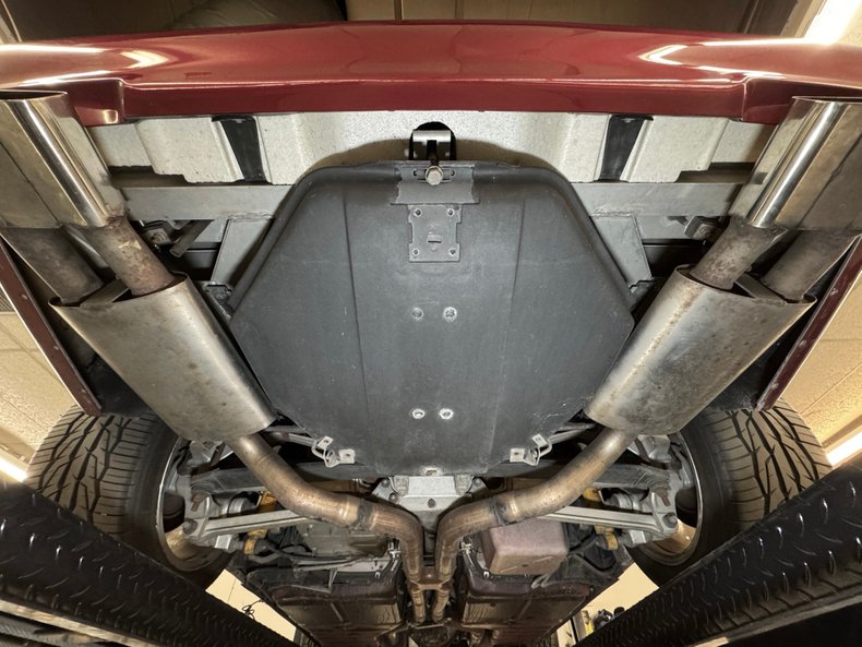 Chevrolet-Corvette-1995-Dark-Red-Metallic-Gray-43