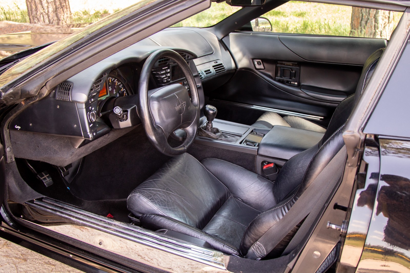 Chevrolet-Corvette-1995-Hatchback-15