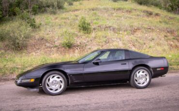 Chevrolet-Corvette-1995-Hatchback-5