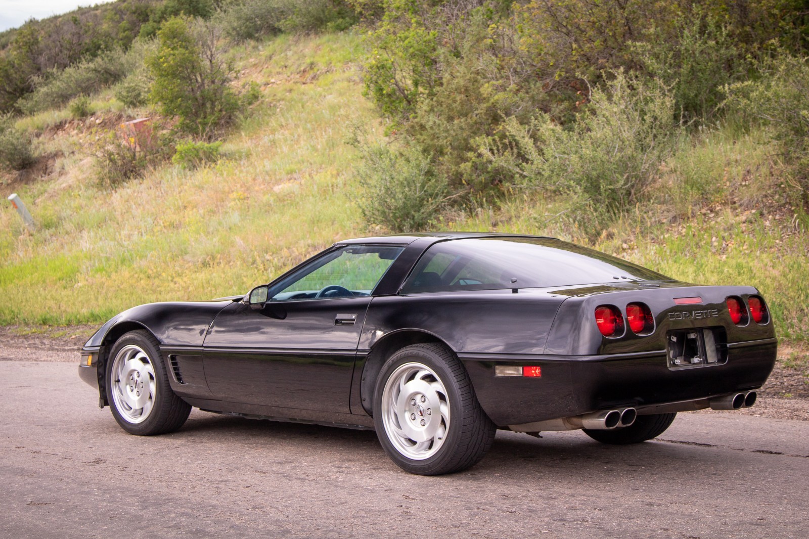 Chevrolet-Corvette-1995-Hatchback-7