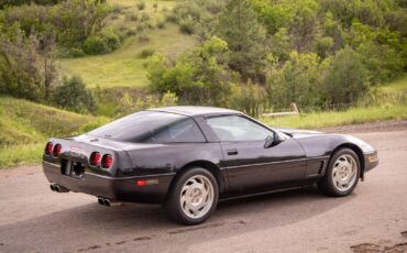 Chevrolet-Corvette-1995-Hatchback-9