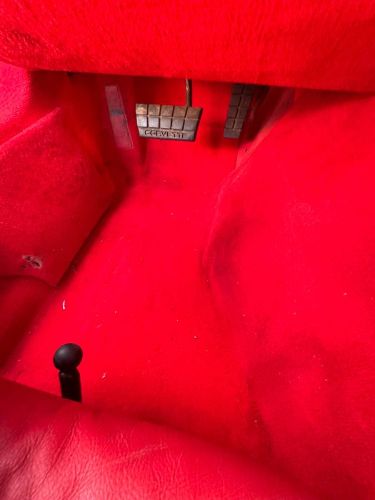 Chevrolet-Corvette-1995-Red-4