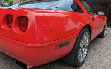 Chevrolet-Corvette-1995-Torch-Red-Black-Leather