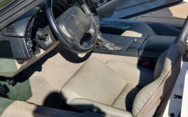 Chevrolet-Corvette-1995-White-Black-3