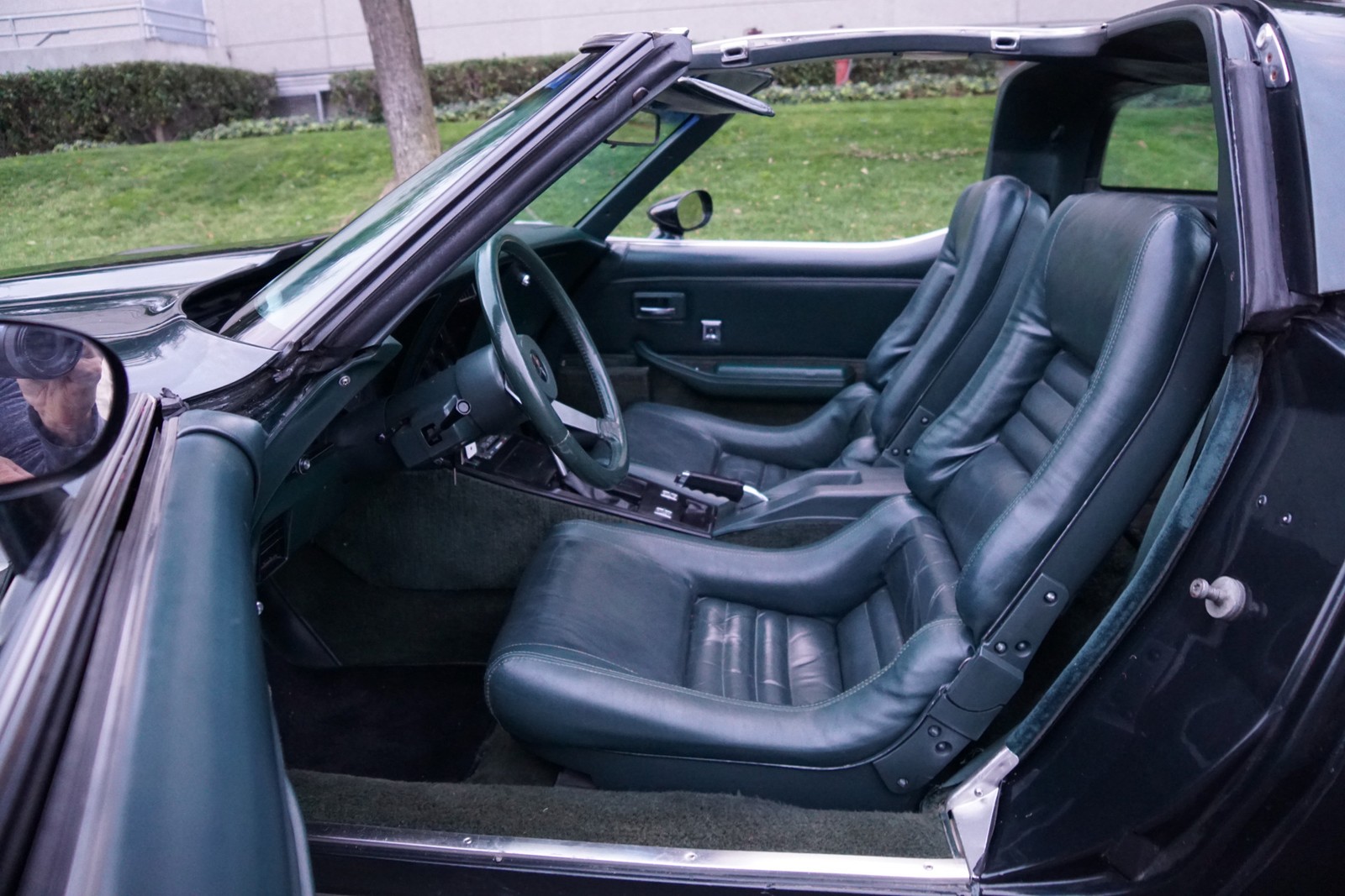 Chevrolet-Corvette-350-V8-Coupe-1979-22