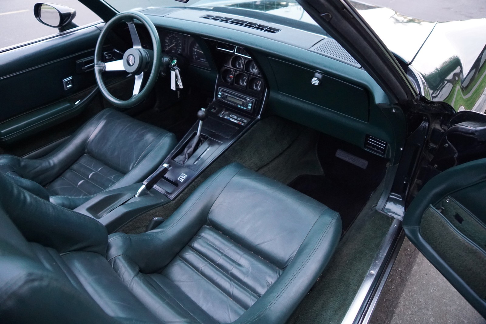 Chevrolet-Corvette-350-V8-Coupe-1979-32