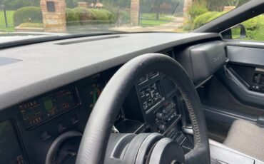 Chevrolet-Corvette-C4-Coupe-1984-11