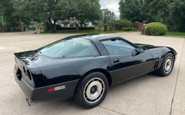 Chevrolet-Corvette-C4-Coupe-1984-17