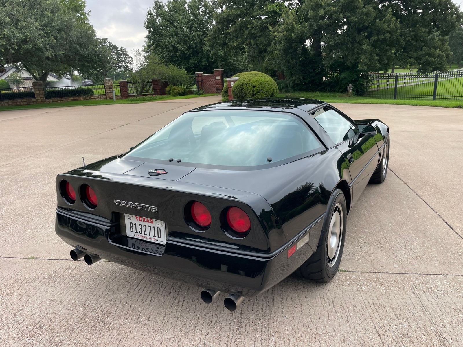 Chevrolet-Corvette-C4-Coupe-1984-18