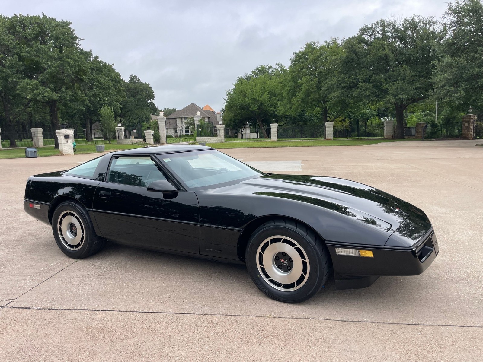 Chevrolet-Corvette-C4-Coupe-1984-20