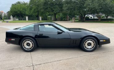 Chevrolet-Corvette-C4-Coupe-1984-21