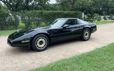 Chevrolet-Corvette-C4-Coupe-1984-3