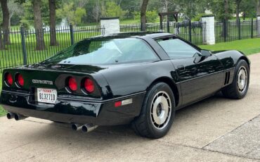Chevrolet-Corvette-C4-Coupe-1984-8