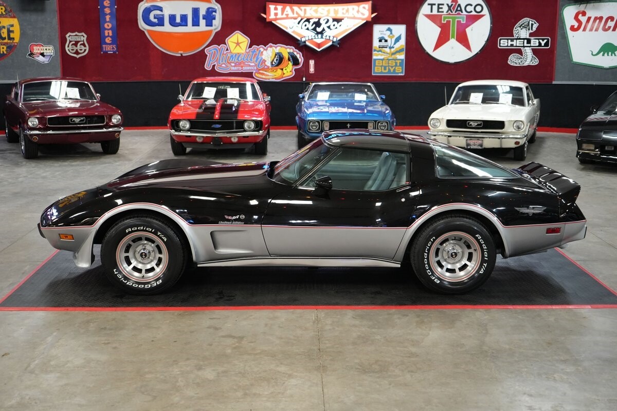 Chevrolet-Corvette-Indianapolis-500-Pace-Car-Edition-1978-Coupe-10