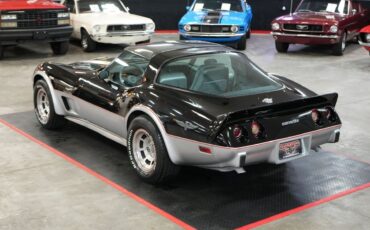 Chevrolet-Corvette-Indianapolis-500-Pace-Car-Edition-1978-Coupe-12