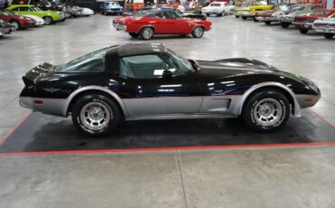Chevrolet-Corvette-Indianapolis-500-Pace-Car-Edition-1978-Coupe-15