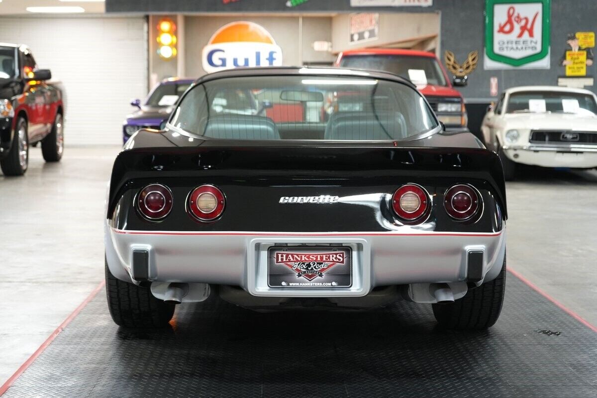 Chevrolet-Corvette-Indianapolis-500-Pace-Car-Edition-1978-Coupe-21