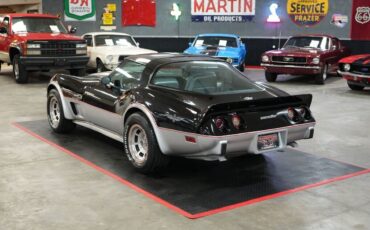 Chevrolet-Corvette-Indianapolis-500-Pace-Car-Edition-1978-Coupe-3