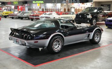 Chevrolet-Corvette-Indianapolis-500-Pace-Car-Edition-1978-Coupe-30