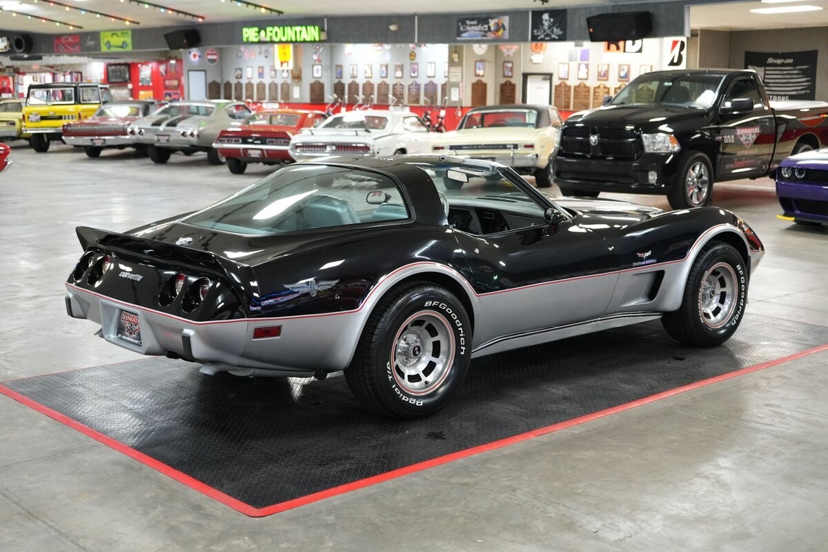 Chevrolet-Corvette-Indianapolis-500-Pace-Car-Edition-1978-Coupe-30