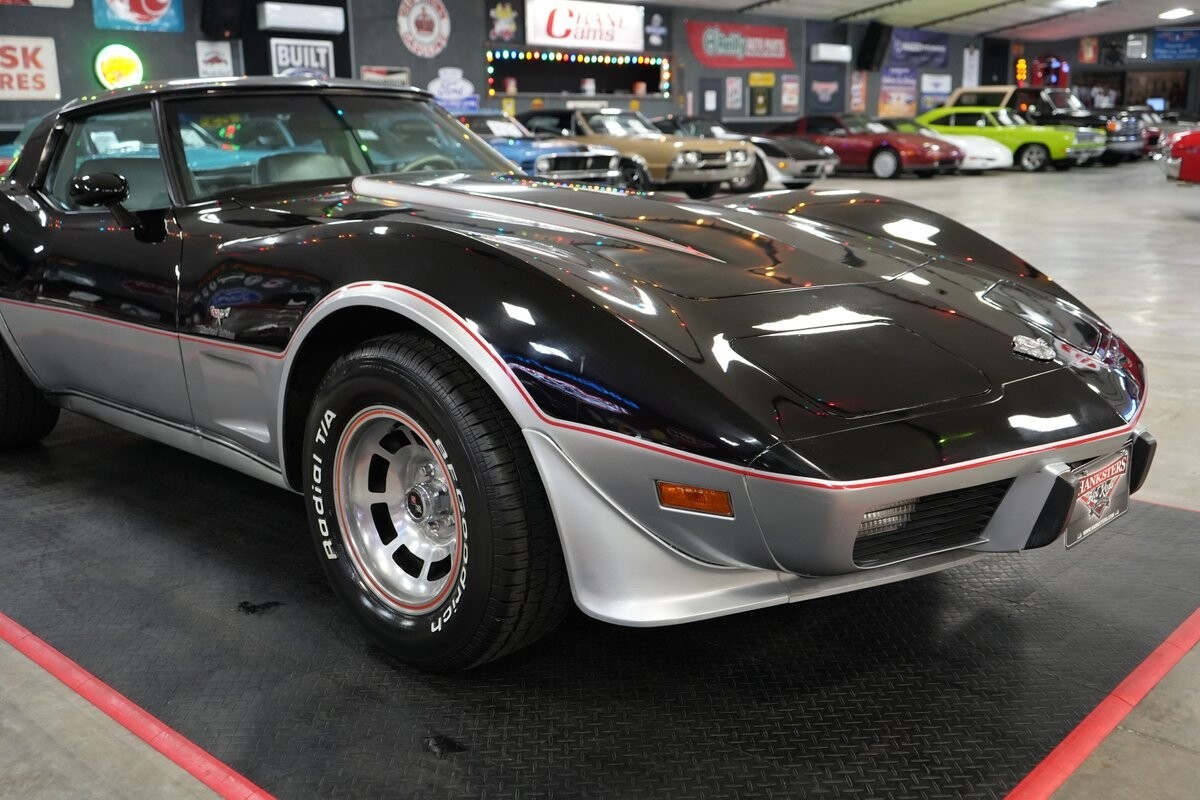 Chevrolet-Corvette-Indianapolis-500-Pace-Car-Edition-1978-Coupe-37