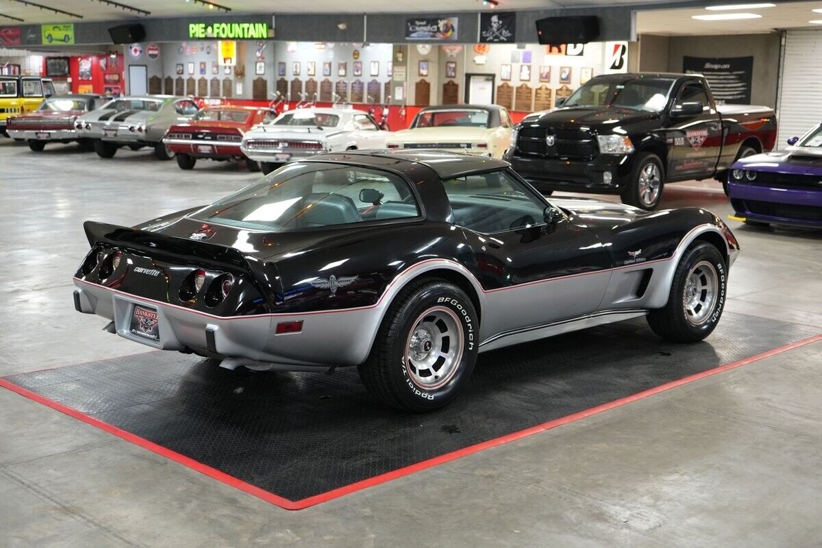 Chevrolet-Corvette-Indianapolis-500-Pace-Car-Edition-1978-Coupe-5
