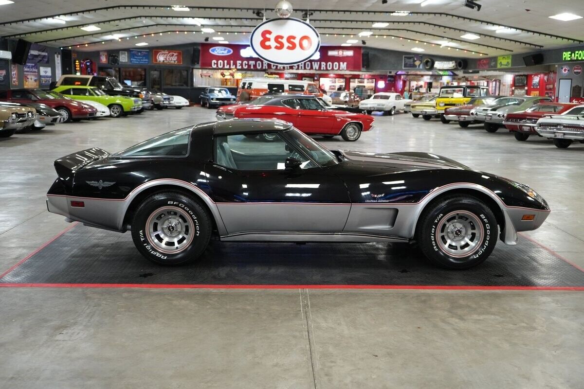 Chevrolet-Corvette-Indianapolis-500-Pace-Car-Edition-1978-Coupe-6