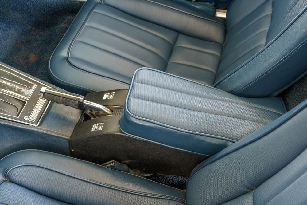 Chevrolet-Corvette-Stingray-1973-Coupe-16