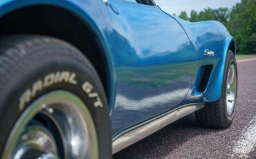 Chevrolet-Corvette-Stingray-1973-Coupe-9
