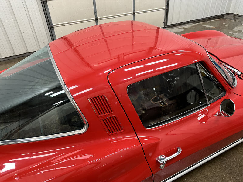 Chevrolet-Corvette-Stingray-Coupe-Hard-Top-1965-8