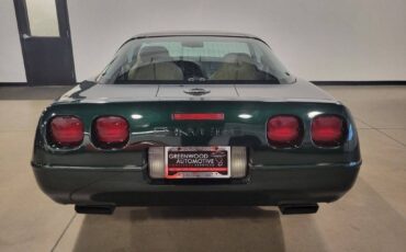 Chevrolet-Corvette-base-1995-green-4