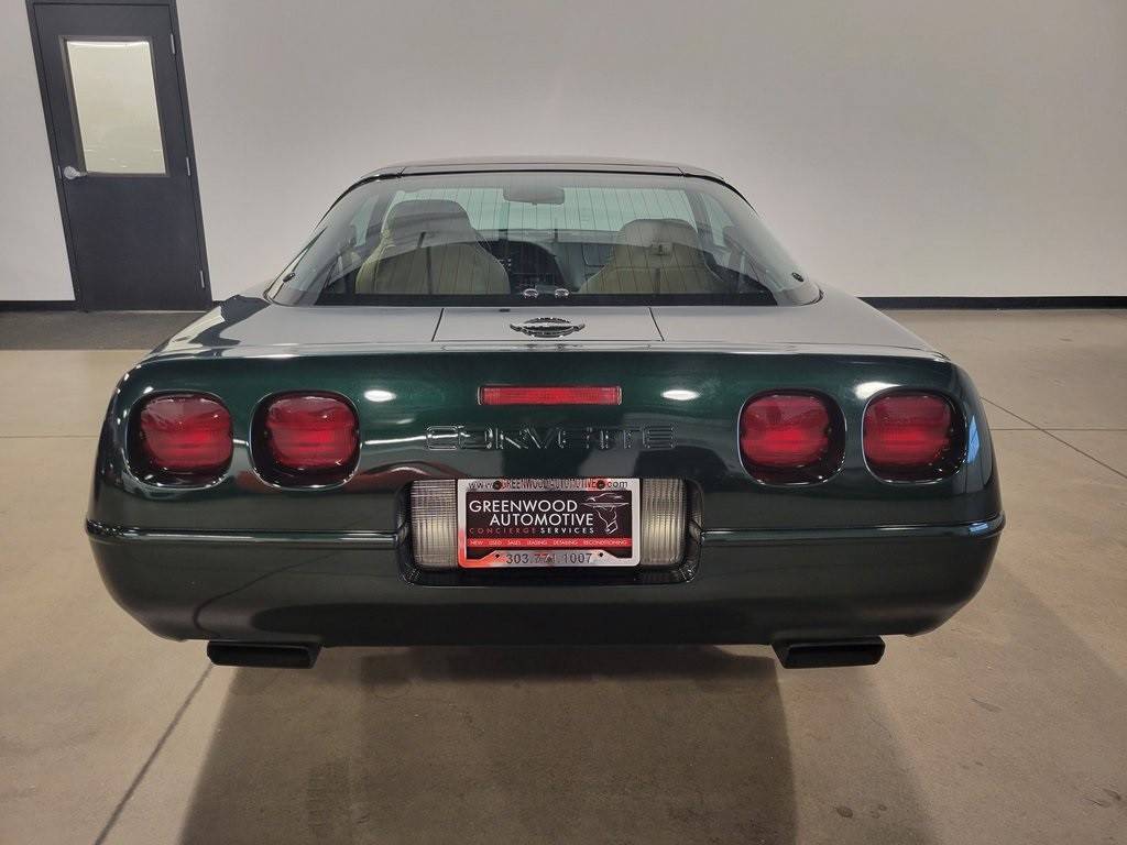 Chevrolet-Corvette-base-1995-green-4