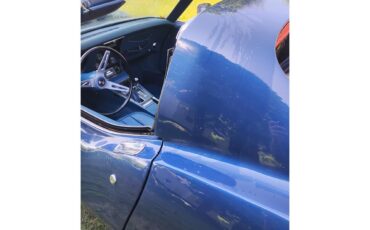 Chevrolet-Corvette-c3-collectors-edition-1972-Blue-Blue-4