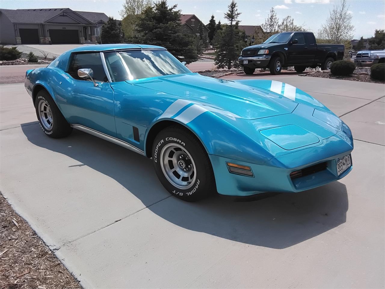 Chevrolet-Corvette-c3-collectors-edition-1976-Lemans-Blue-Black-5