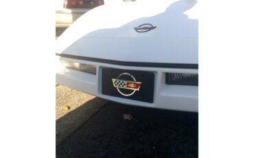 Chevrolet-Corvette-c4-1985-White-Red-16