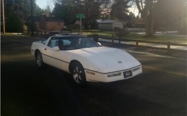 Chevrolet-Corvette-c4-1985-White-Red-4