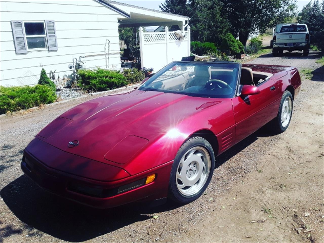 Chevrolet-Corvette-c4-1992-Burgundy-Tan