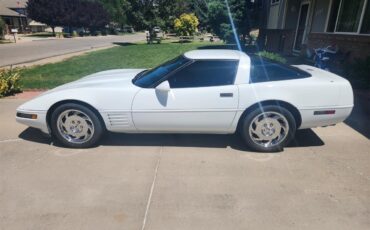Chevrolet-Corvette-c4-1994-White-BlackTan-10
