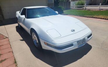 Chevrolet-Corvette-c4-1994-White-BlackTan-4