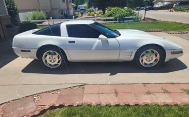 Chevrolet-Corvette-c4-1994-White-BlackTan-5