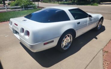 Chevrolet-Corvette-c4-1994-White-BlackTan-6