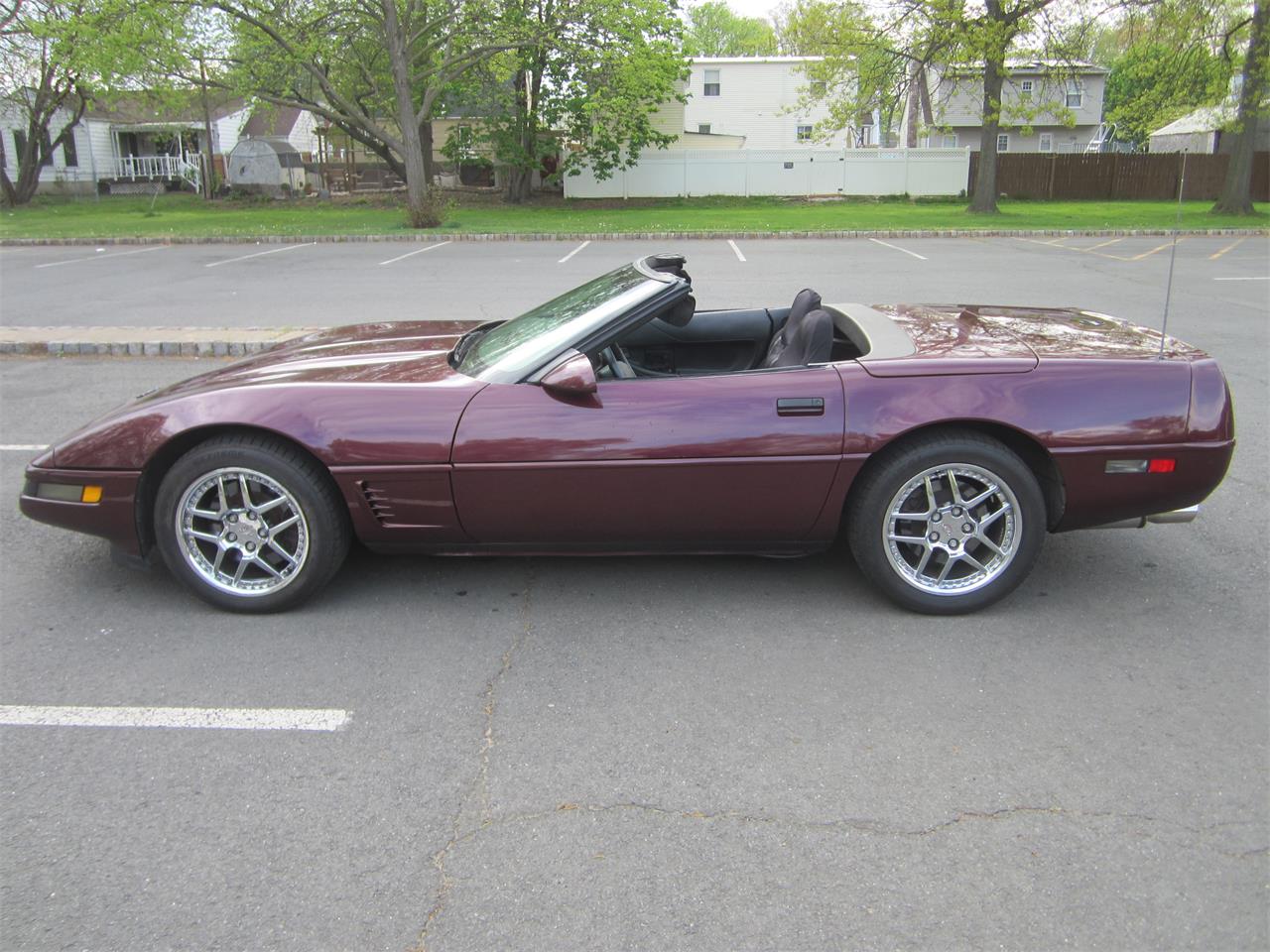 Chevrolet-Corvette-c4-1995-Black-RoseOEM-Stock-black-6