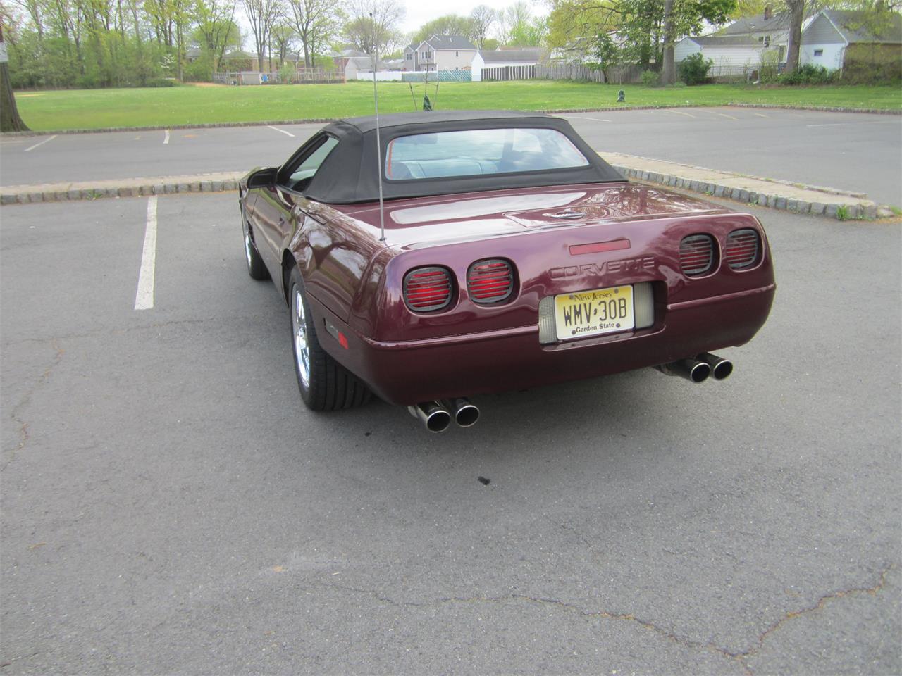 Chevrolet-Corvette-c4-1995-Black-RoseOEM-Stock-black