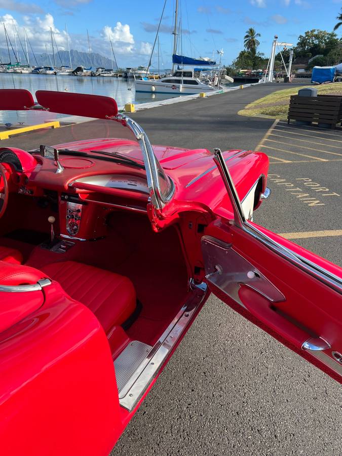 Chevrolet-Corvette-convertible-1960-red-8